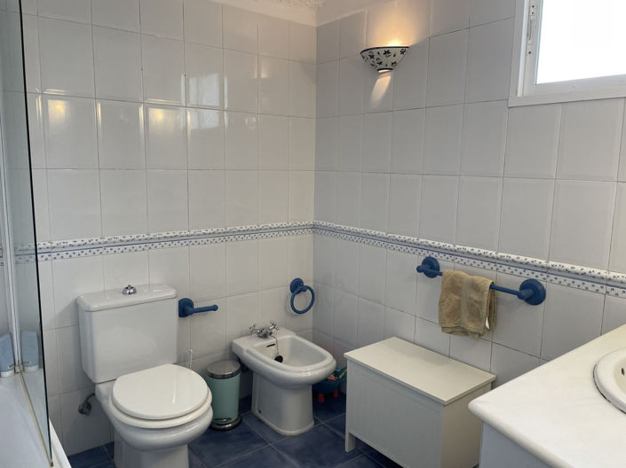 Image No.18-3 Bed Villa for sale