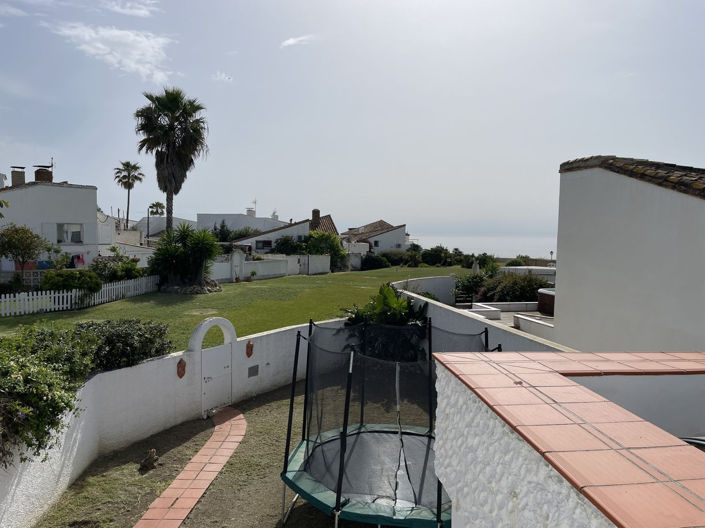 Image No.6-3 Bed Villa for sale