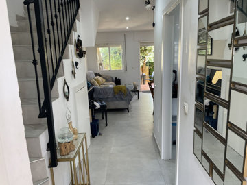 12-53013098fcab6c38b1379cd33298e050