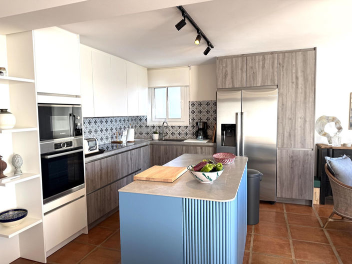 Image No.10-3 Bed Apartment for sale