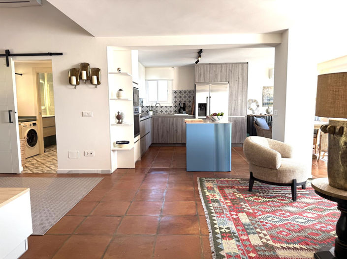 Image No.9-3 Bed Apartment for sale