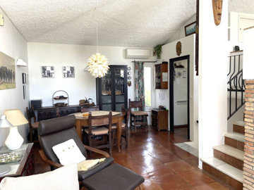 10-bb915d1cb19341576dcdc994b81ab9c5