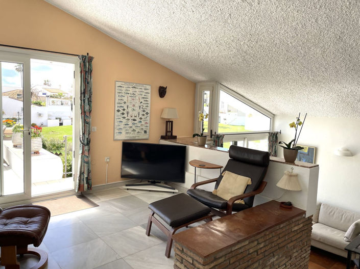 Image No.11-3 Bed Villa for sale