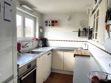 7-aa4cc561180b369757c0bb4af9886cd3