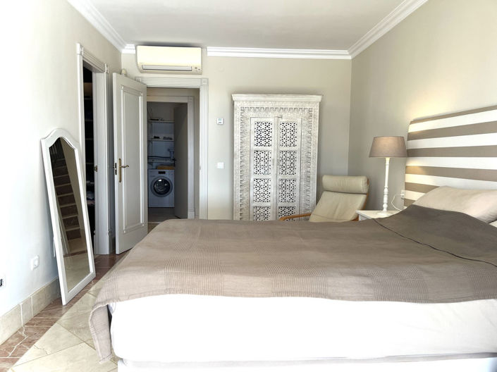 Image No.11-4 Bed Villa for sale