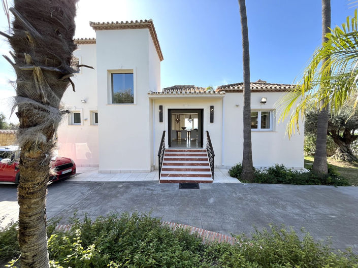 Image No.19-Villa de 4 chambres à vendre à Estepona