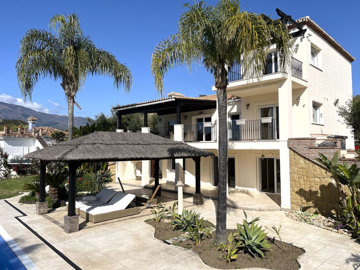 2-5bd7b9d04b45e33852eaf0ec6670150d