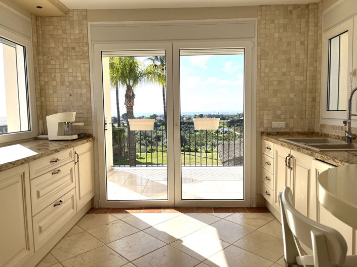 Image No.25-4 Bed Villa for sale