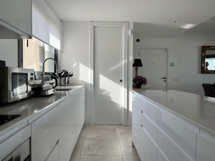 Image No.9-3 Bed Apartment for sale