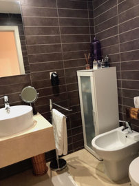 10-bb915d1cb19341576dcdc994b81ab9c5