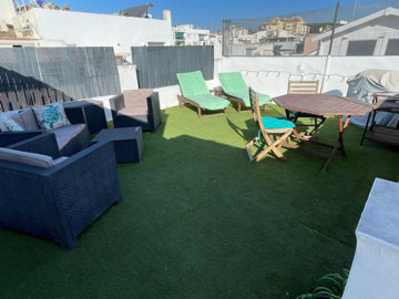 10-bb915d1cb19341576dcdc994b81ab9c5