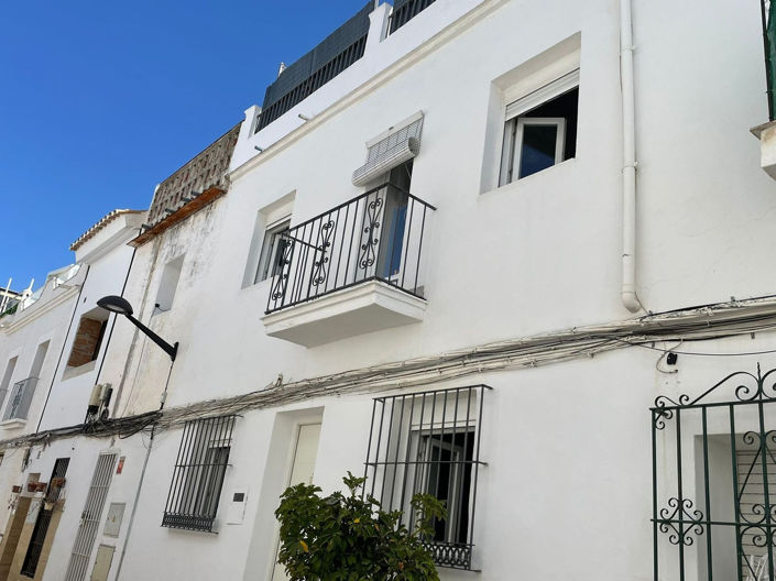 Image No.2-Casa adosada con 3 dormitorios en venta