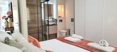 13-5fd73dea700db77384c091ca9818b1a9