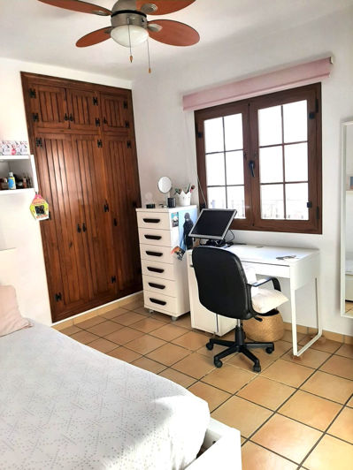 Image No.14-2 Bed Townhouse for sale