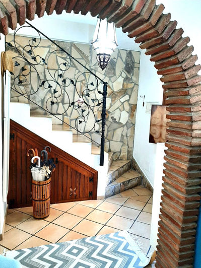 Image No.16-2 Bed Townhouse for sale