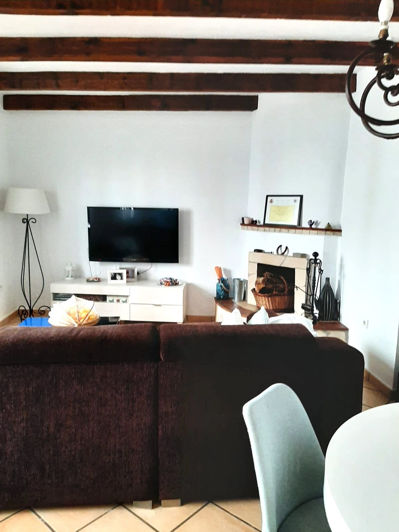 Image No.25-2 Bed Townhouse for sale