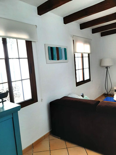 Image No.8-2 Bed Townhouse for sale