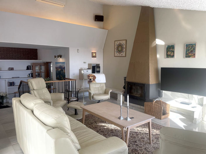 Image No.5-3 Bed Villa for sale