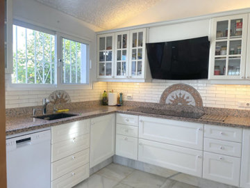 9-467d0cee5b725f3ef65f102a0c2e69c0