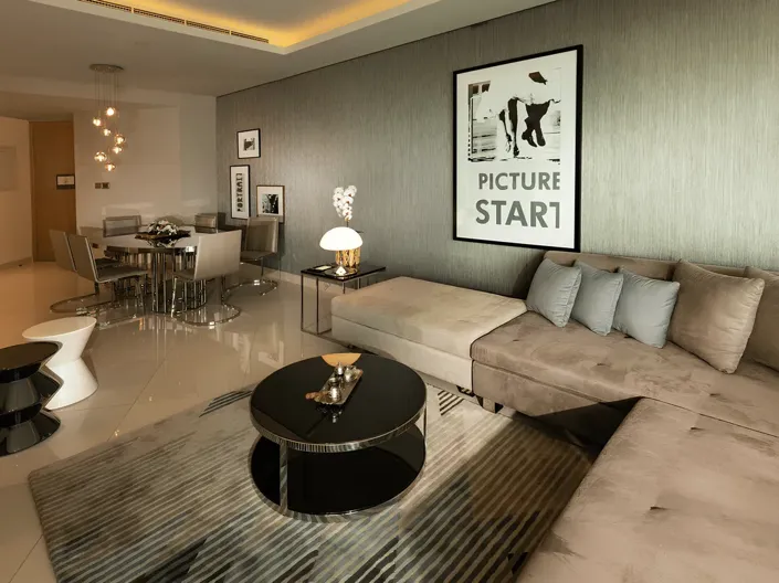 Image No.2-4 Bed Studio for sale