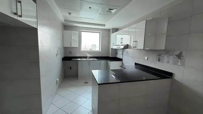 Image No.3-2 Bed Studio for sale