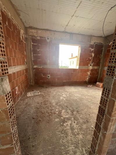 Image No.12-3 Bed House for sale