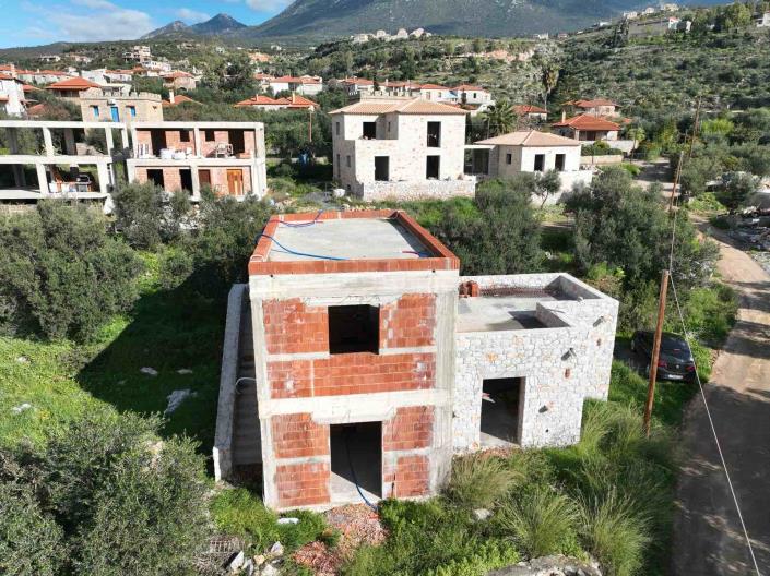 Image No.4-3 Bed House for sale