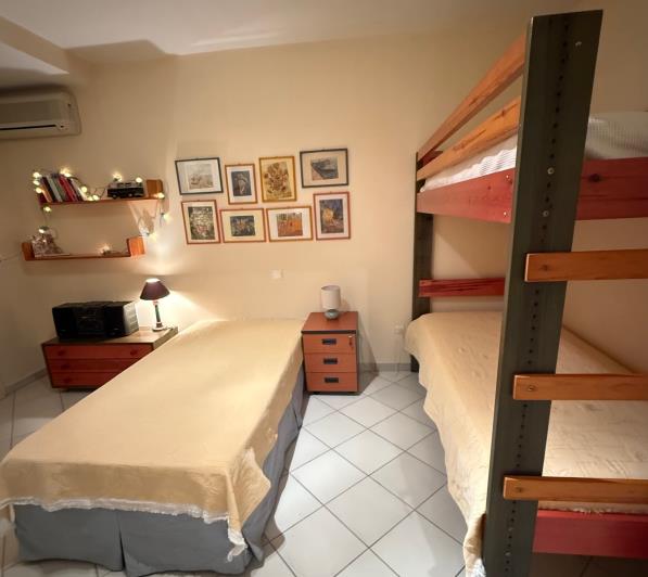 Image No.10-4 Bed House for sale