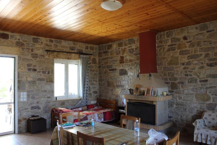 Image No.5-2 Bed House for sale