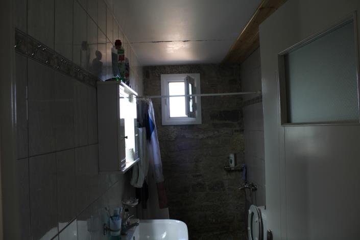 Image No.9-2 Bed House for sale