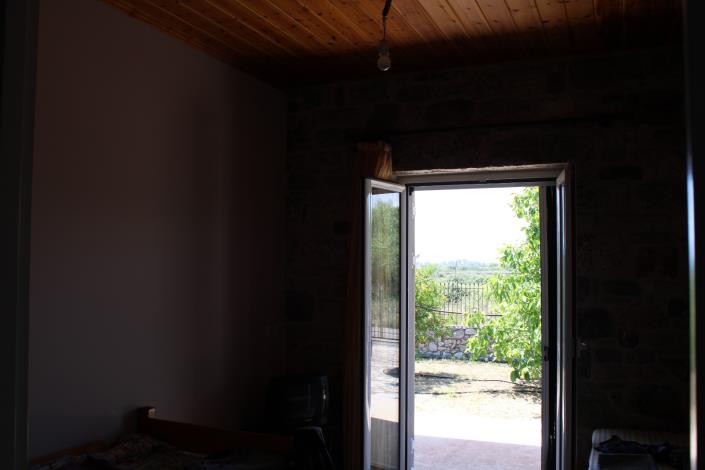 Image No.10-2 Bed House for sale