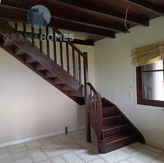 Image No.10-3 Bed House for sale