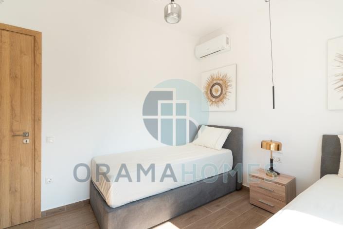 Image No.6-2 Bed Villa / Detached for sale