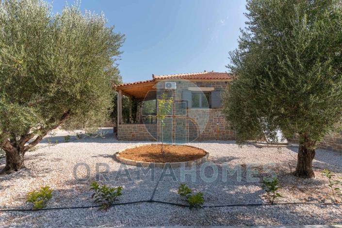 Image No.2-2 Bed Villa / Detached for sale