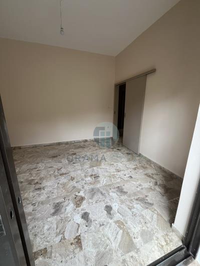 Image No.11-2 Bed House for sale