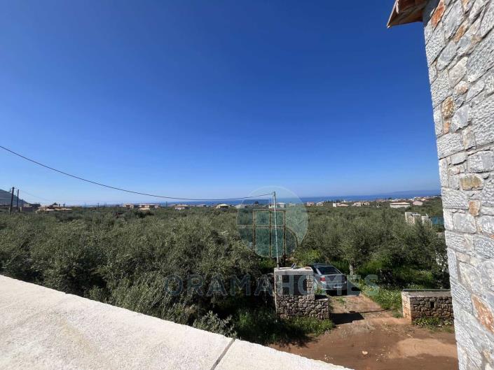 Image No.8-3 Bed Maisonette for sale