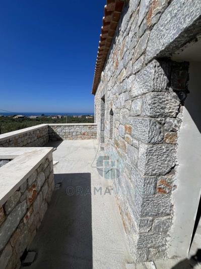 Image No.3-3 Bed Maisonette for sale