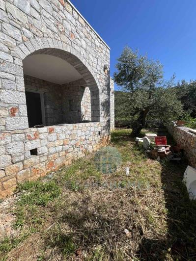 Image No.13-3 Bed Maisonette for sale