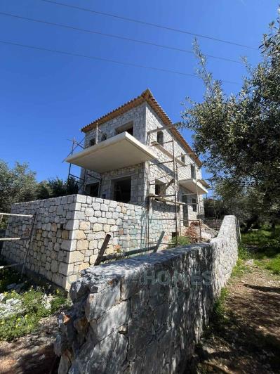 Image No.2-2 Bed Maisonette for sale