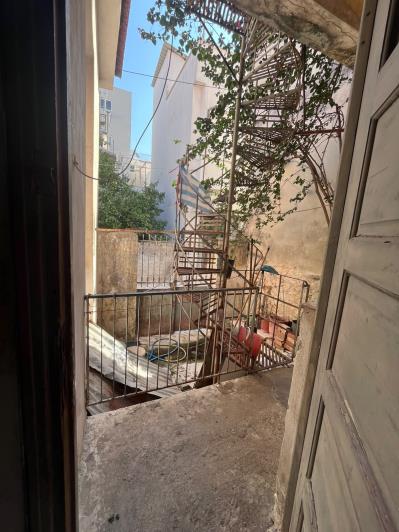 Image No.18-2 Bed House for sale