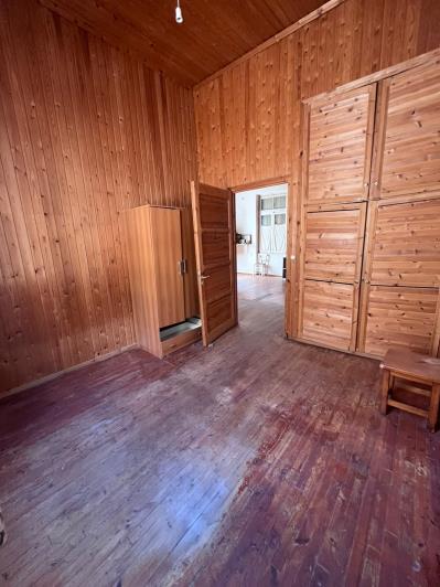 Image No.9-2 Bed House for sale