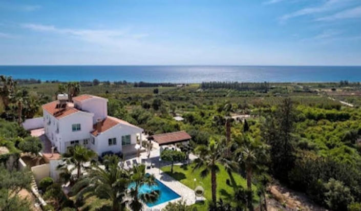 Image No.14-5 Bed House for sale