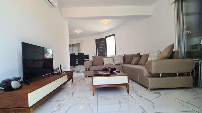 Image No.8-Maison de 2 chambres à vendre à Timi