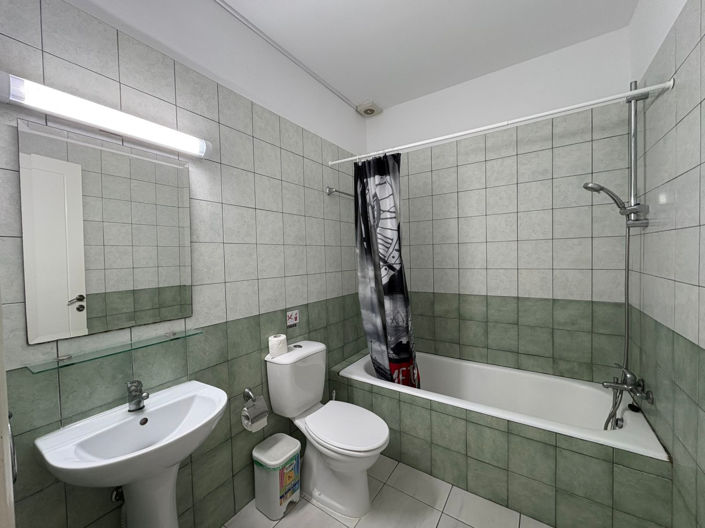 Image No.9-2 Bed Apartment for sale