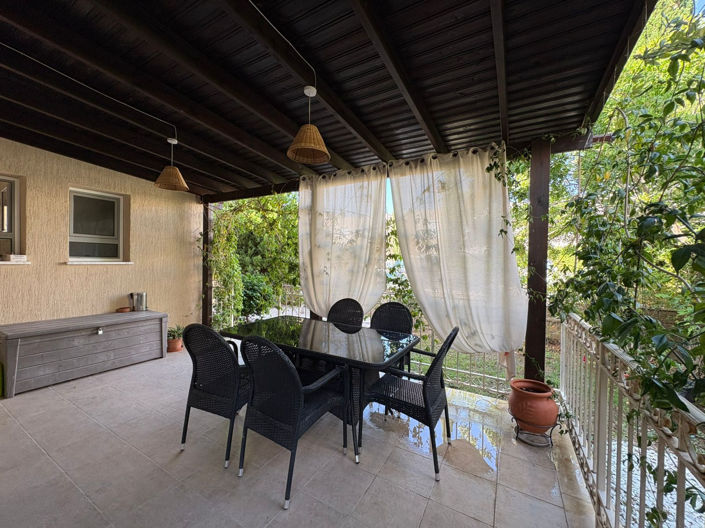 Image No.19-3 Bed House for sale