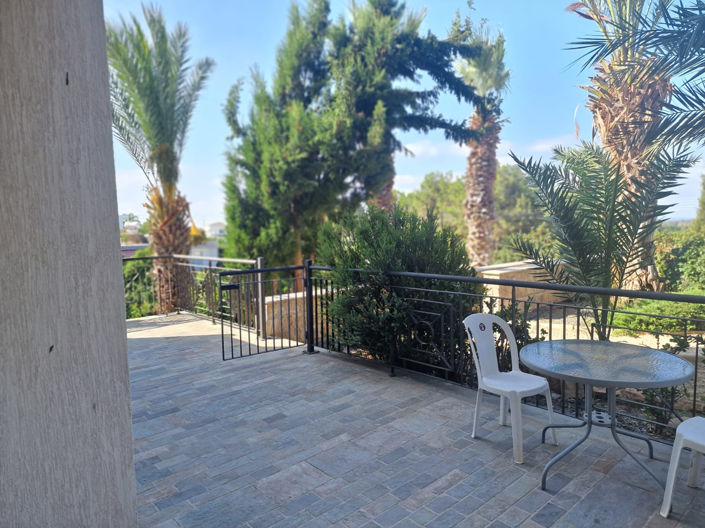 Image No.8-3 Bed Apartment for sale