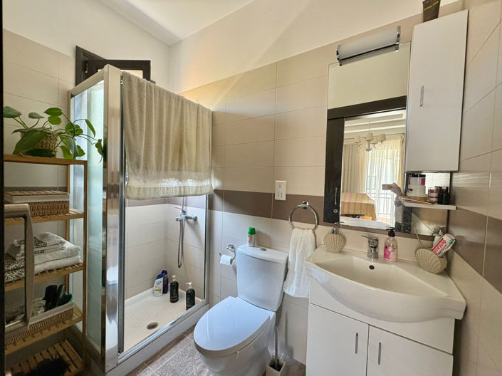 Image No.14-3 Bed House for sale