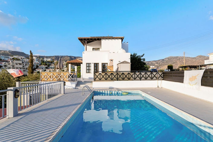 Image No.2-3 Bed House for sale