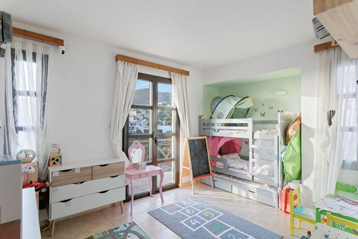 Image No.4-3 Bed House for sale