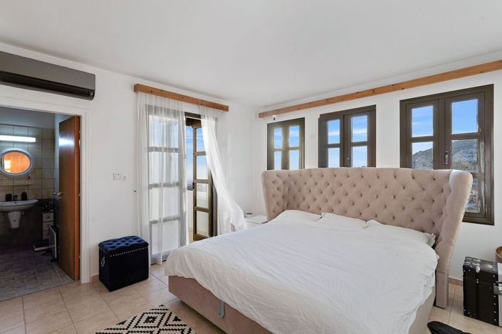 Image No.5-3 Bed House for sale